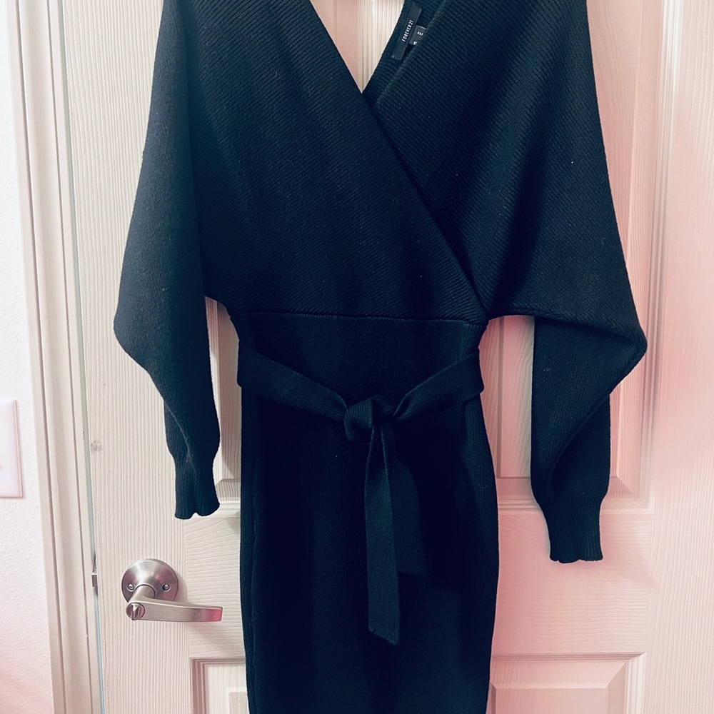 Forever 21 Black Knit Sweater
